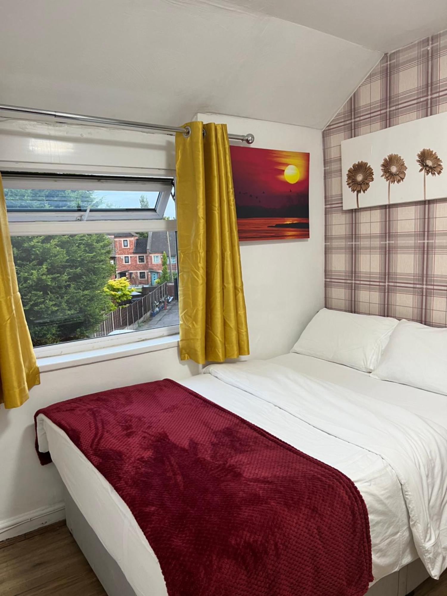 Rosewood Lodgings Special Offer For Student On Long Stay Manchester Esterno foto